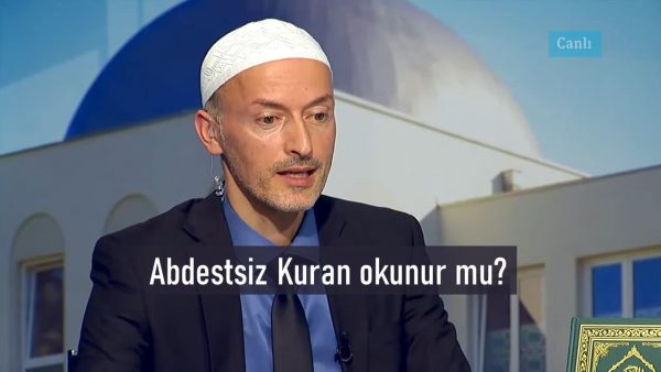 Abdestsiz Kuran okunur mu?