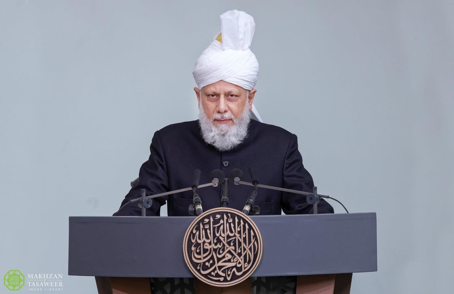 Müslüman Ahmediye Cemaati’nin Başkanı, Müslümanlardan birleşmelerini ve savaşların sonlandırılması için dua etmelerini istedi
