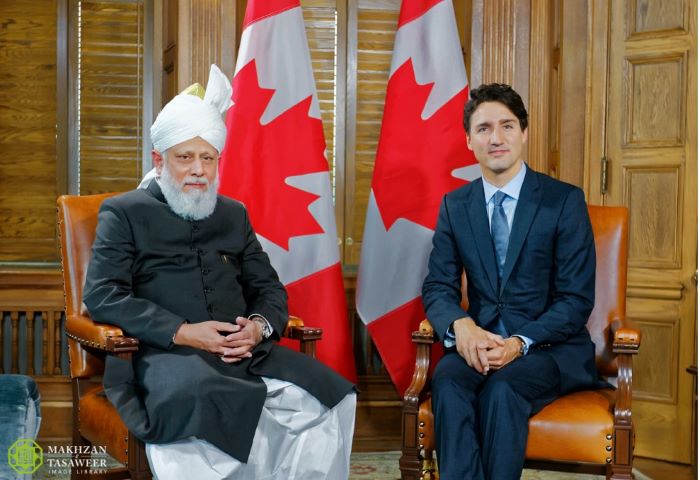 Müslüman Ahmedi̇ye Cemaati̇ Başkanı, Kanada Başbakanı’nın i̇fade özgürlüğü hakkındaki̇ yorumlarını memnuniyetle karşıladı